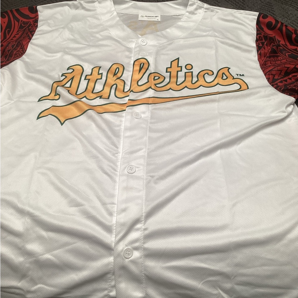 🔥 SALE 20% OFF-Athletics short sleeve jersey, size XL. 56